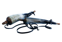 Load image into Gallery viewer, Replica Powder Horn